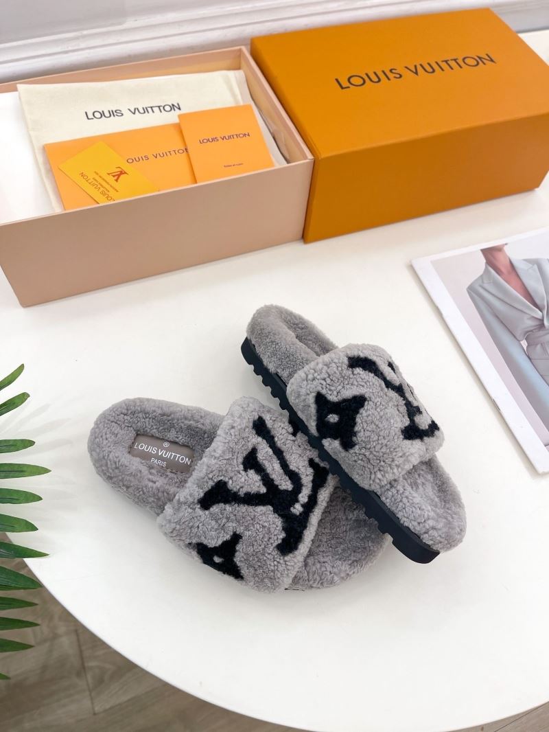 Louis Vuitton Slippers